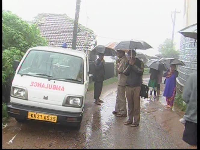 ಪುತ್ರನ ಶವವಿಟ್ಟು ಆ್ಯಂಬುಲೆನ್ಸ್‌ನಲ್ಲೇ ರಾತ್ರಿ ಕಳೆದ ತಾಯಿ